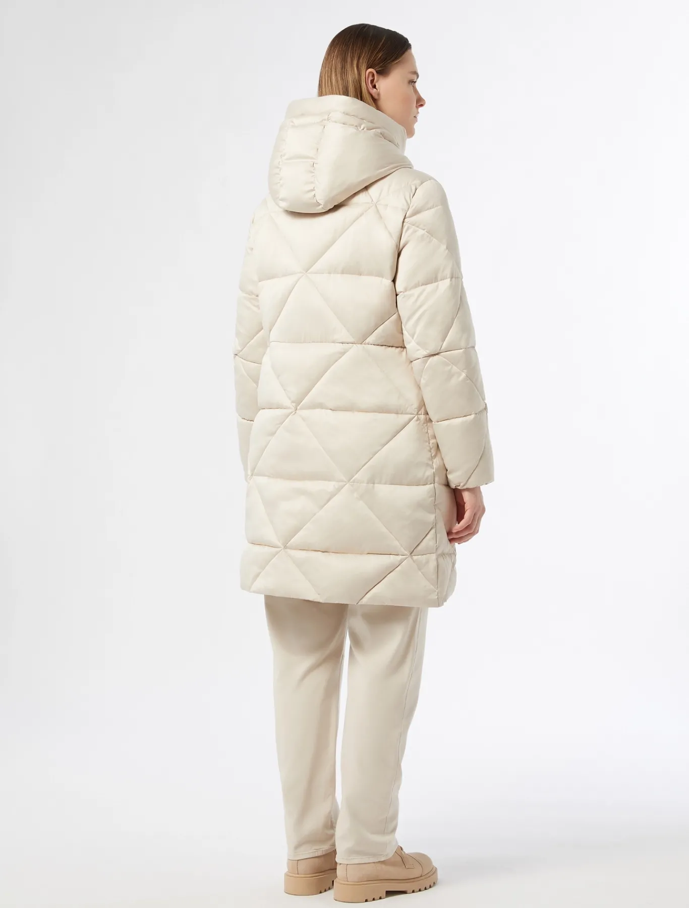 Marina Rinaldi Modèle rembourré long en satin imperméable IVOIRE Online