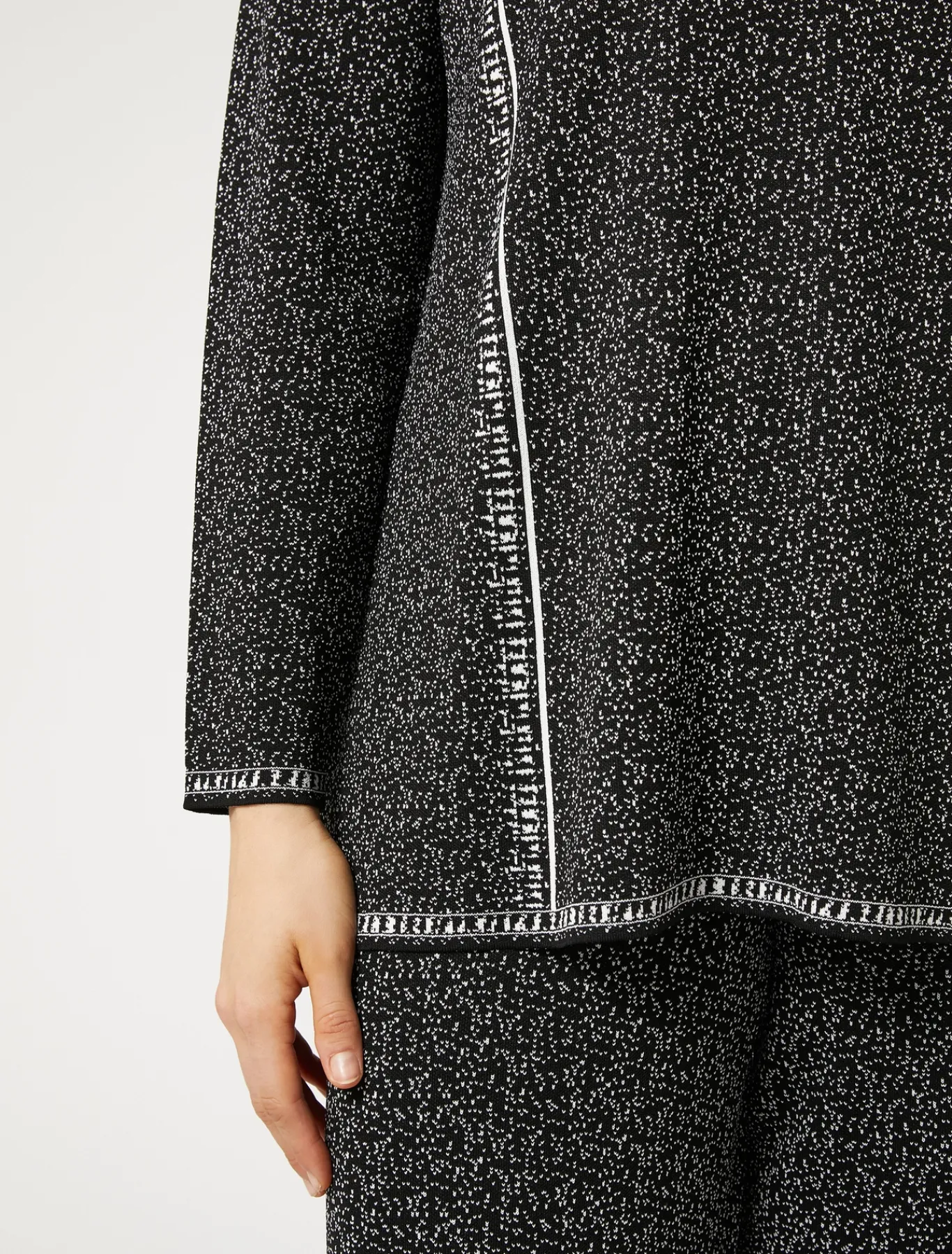 Marina Rinaldi Pull en viscose jacquard NOIRBLANC Hot