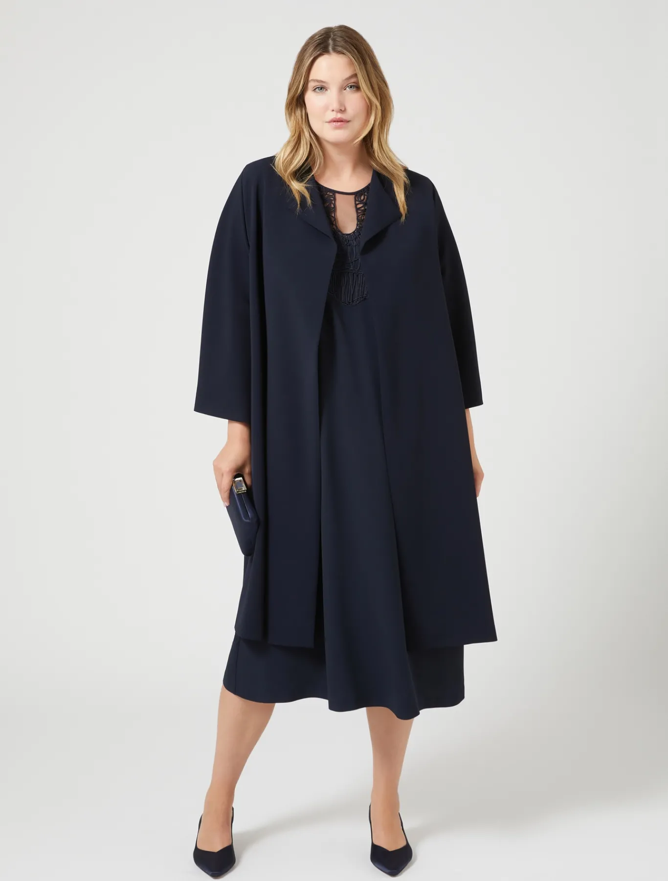 Marina Rinaldi Robe en crêpe avec broderie BLEUNUIT Hot