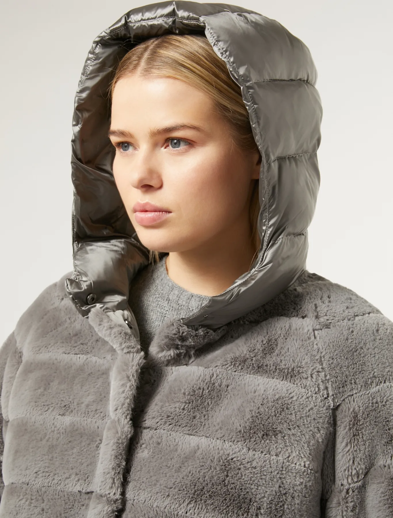 Marina Rinaldi Veste en tissu effet fourrure et toile de nylon GRISMOYEN Outlet